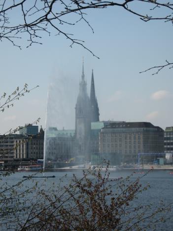 Hamburg 154.jpg   25kb   26.03.2021 22:30:19